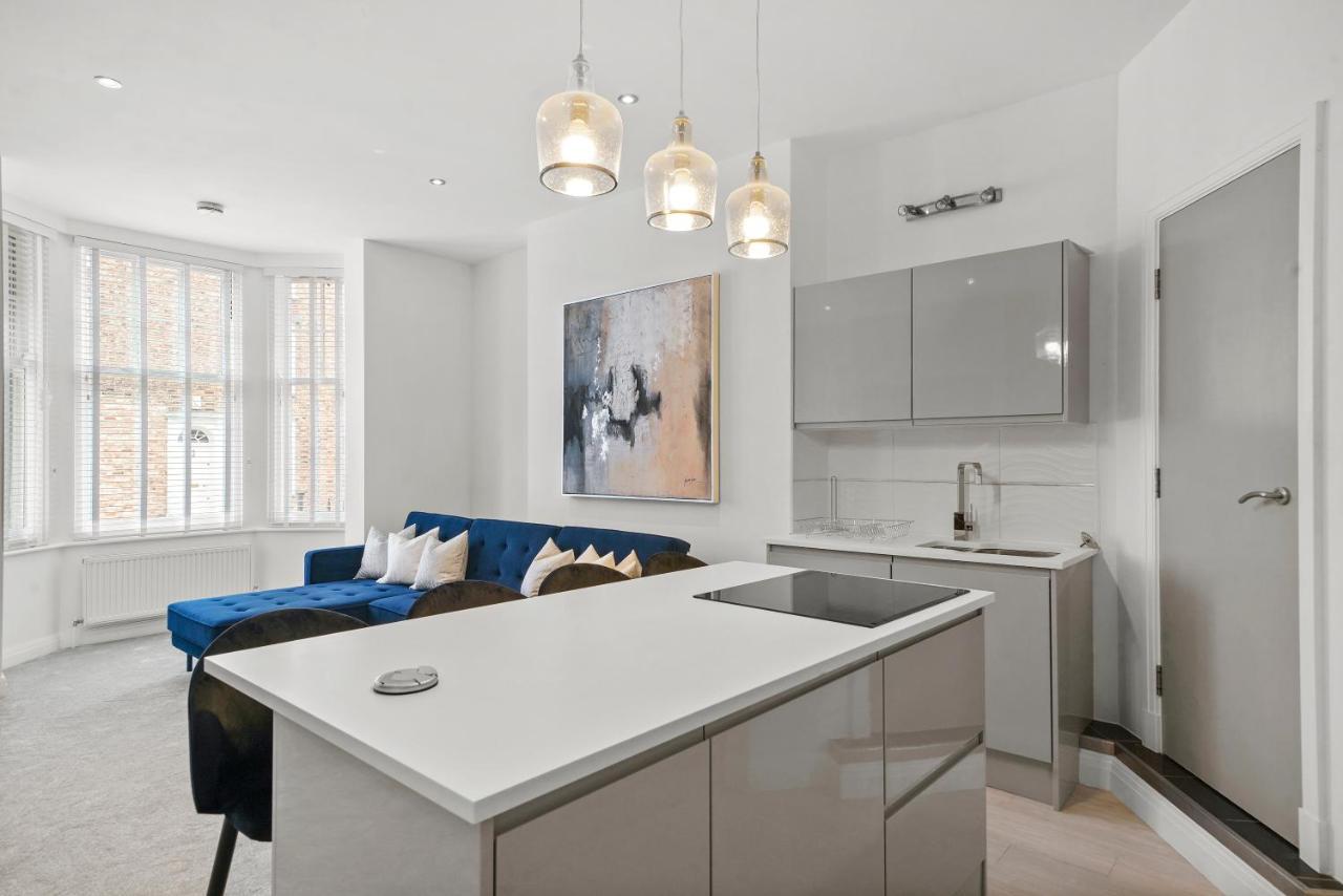 Vikings Duplex Apartment City Centre With Free Parking ヨーク エクステリア 写真