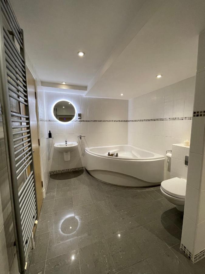 Vikings Duplex Apartment City Centre With Free Parking ヨーク エクステリア 写真